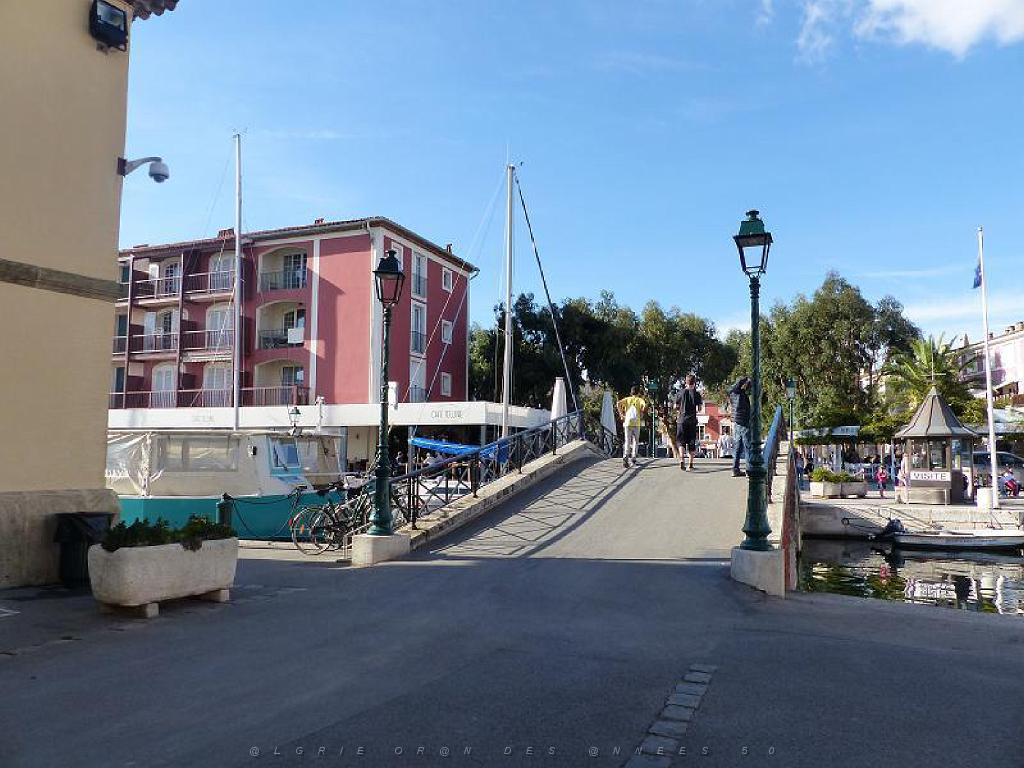 183 D31 Port - Grimaud 3_000051.jpg